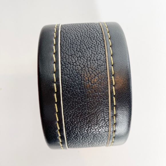 🛑SOLD🛑 Authentic LOUIS VUITTON Cuff Bracelet - Picture 5 of 6